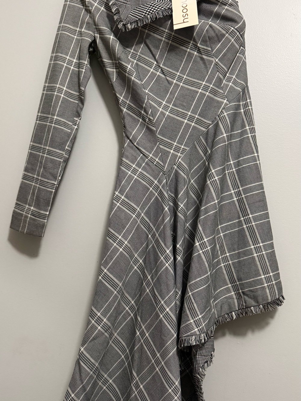 One-Shoulder Plaid Asymmetric Dress in Gray